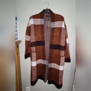 Cyrus Carnigan, Size Medium